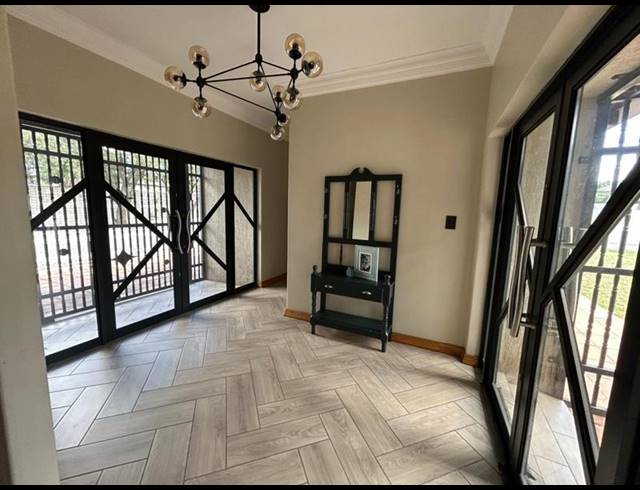 4 BEDROOM HOUSE FOR SALE IN VANDERBIJLPARK SW 5